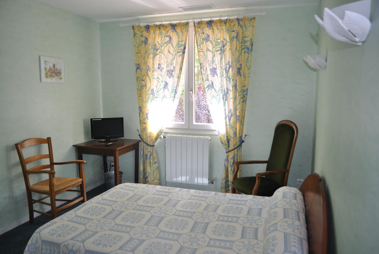Hotel Auberge De La Nauze Sagelat Bilik gambar